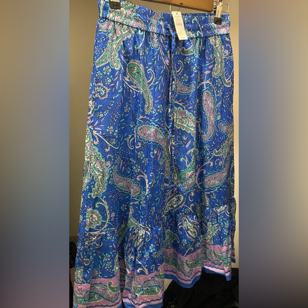 TALBOTS LONG SKIRT LINED Blue Paisley Patterned SIZE XS ( runs big NEW W TAG!